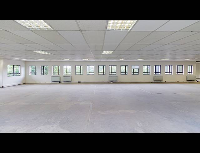 312M² OFFICE TO LET IN HYDE PARK